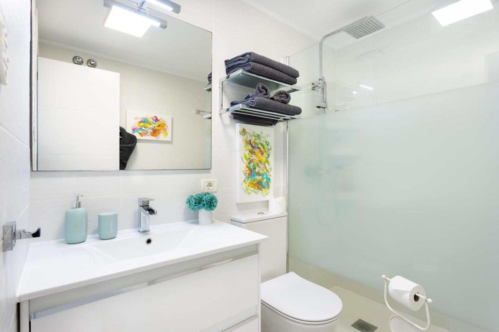 Eden Rentals Sunset Seaviews Residence 阿德耶 外观 照片