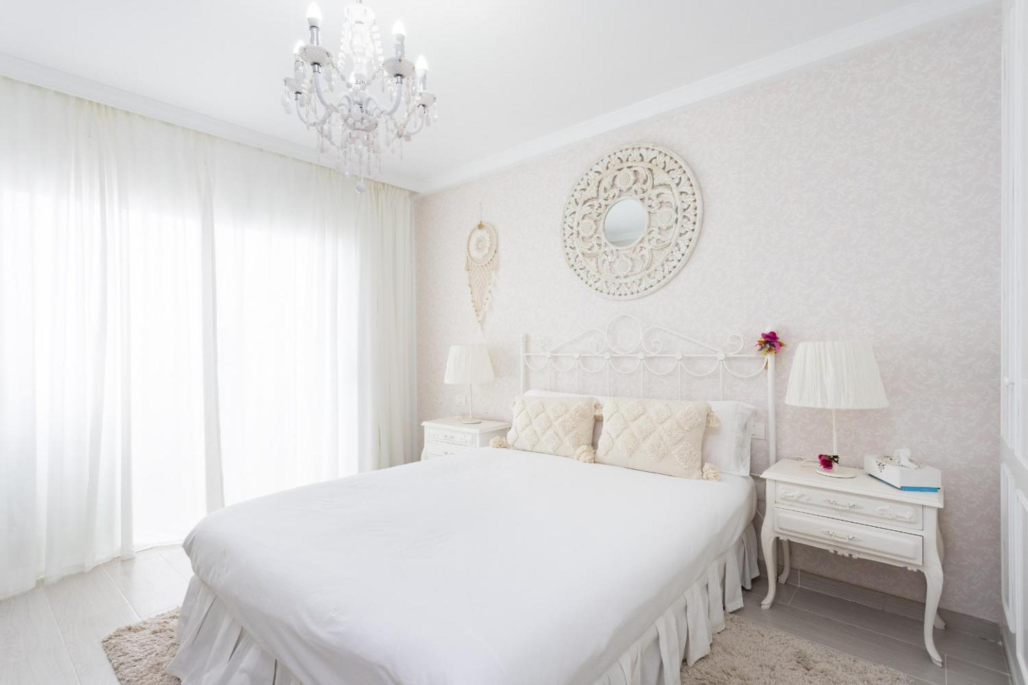 Eden Rentals Sunset Seaviews Residence 阿德耶 外观 照片