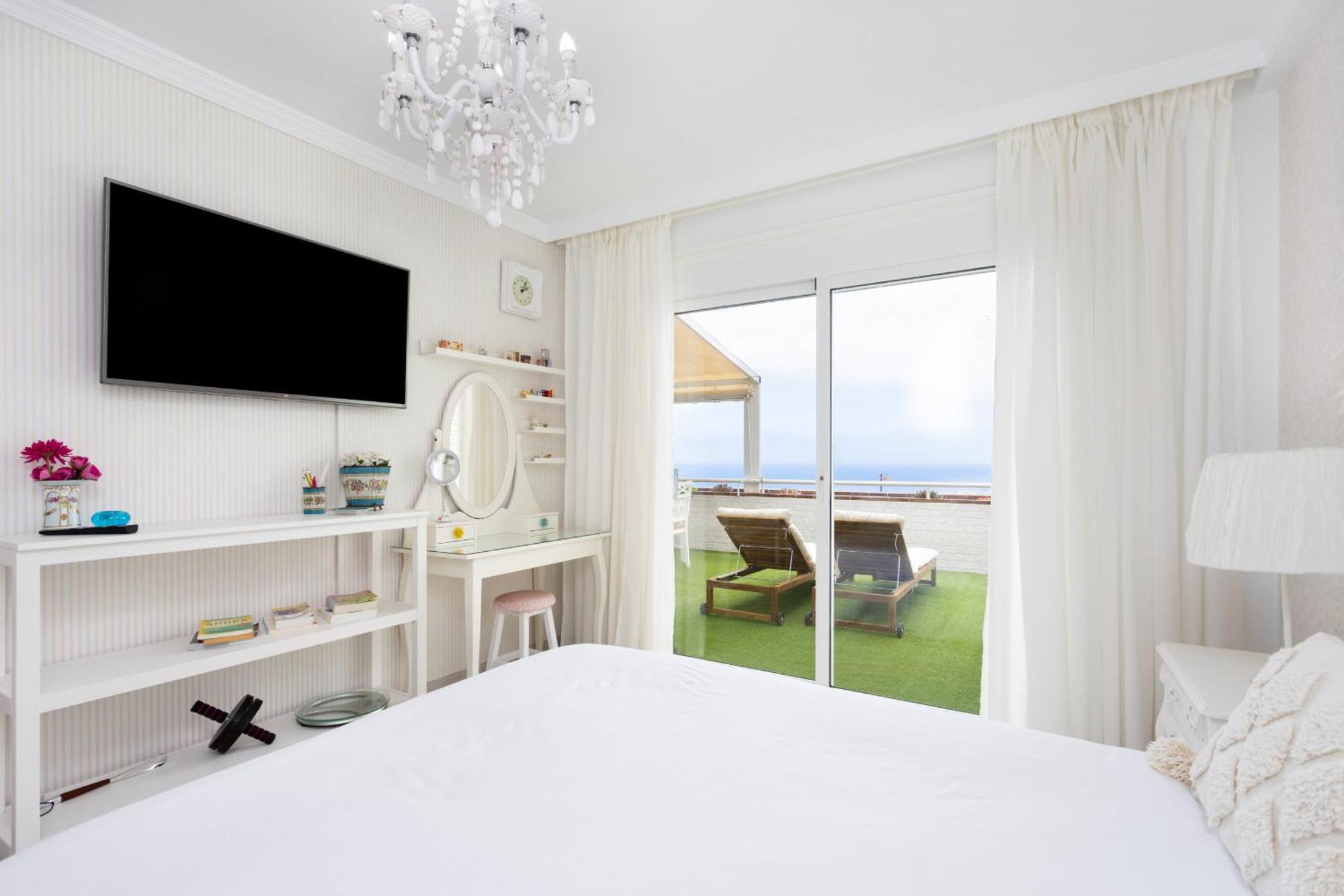 Eden Rentals Sunset Seaviews Residence 阿德耶 外观 照片